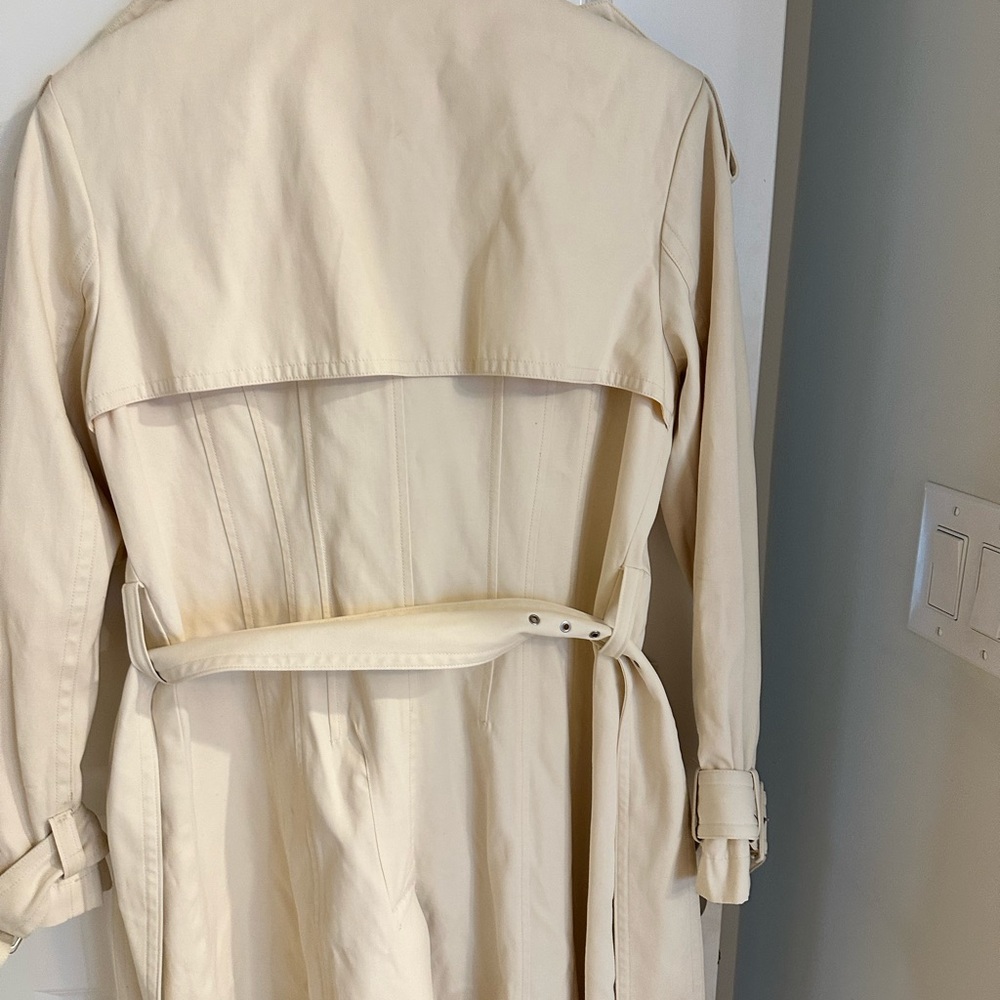 Designer shoes , bags and trench coat - Picture 12 of 15